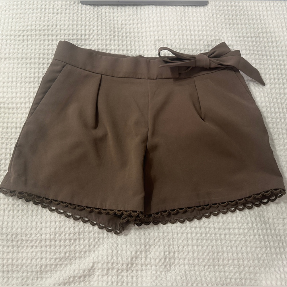 Banana Republic Classy Brown Shorts Size 6 Petite
